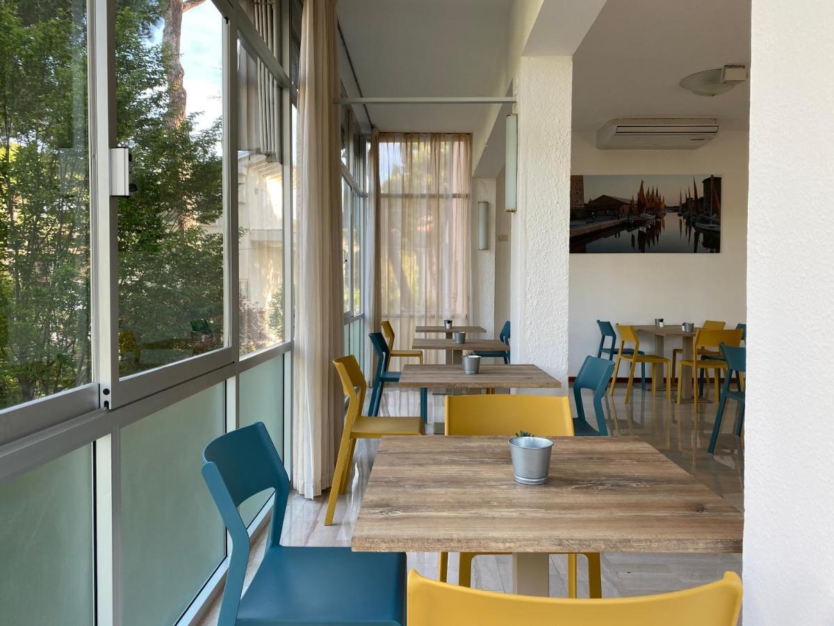 Hotel Chery Milano Marittima Extérieur photo