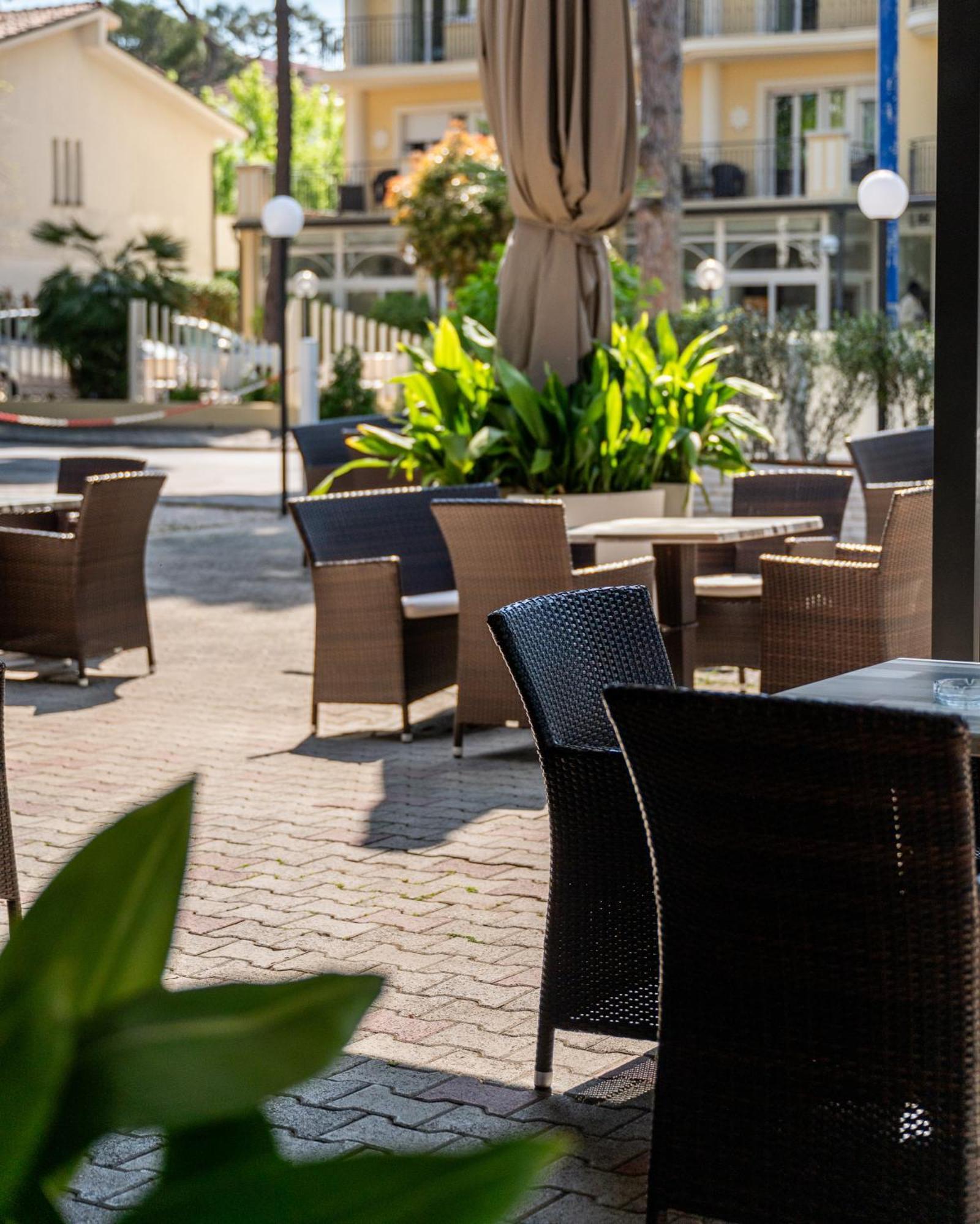 Hotel Chery Milano Marittima Extérieur photo